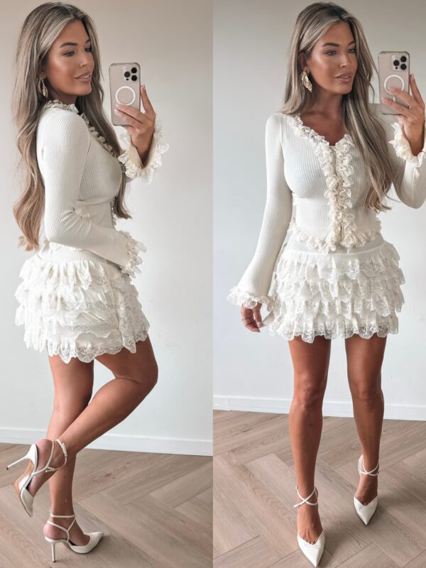 Fall ready ruffle set - Beige
