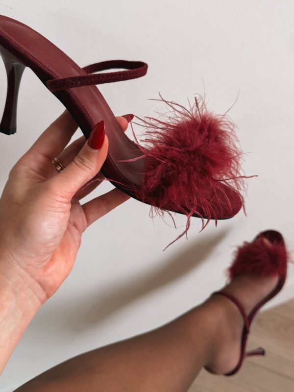 Dreamy Feather Heels - bordeaux