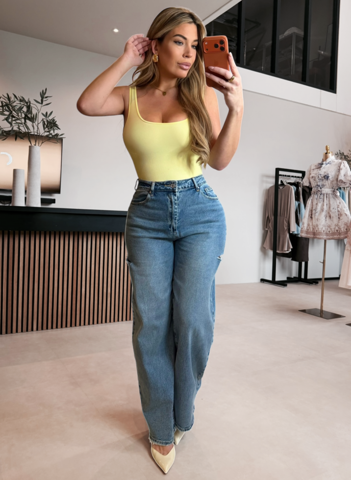 Singlet shape body - Yellow