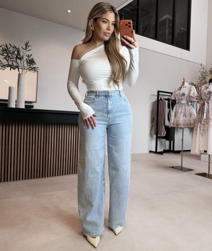 Cosmo One shoulder top - White