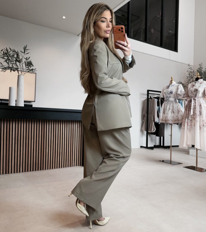 Victoria oversized blazer - Taupe