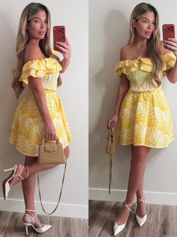 Camie Off shoulder dress - Yellow