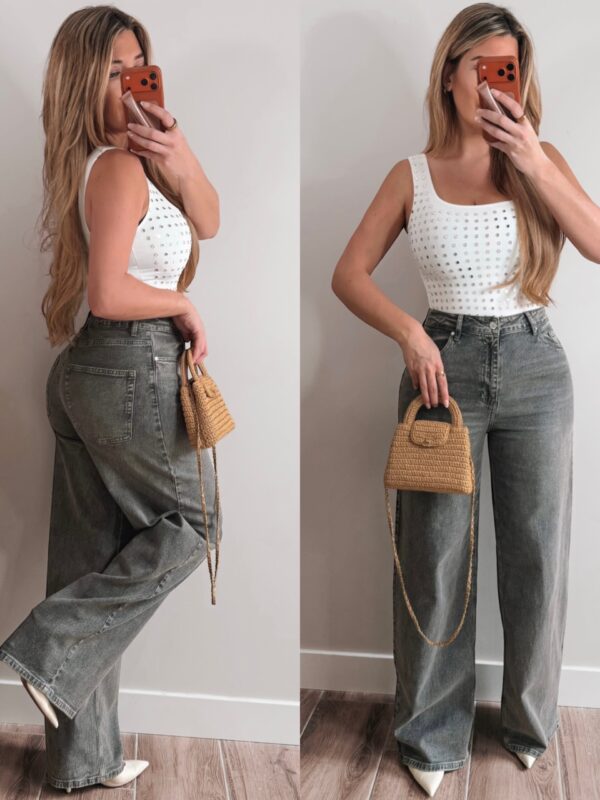 Stacy Stud body - White