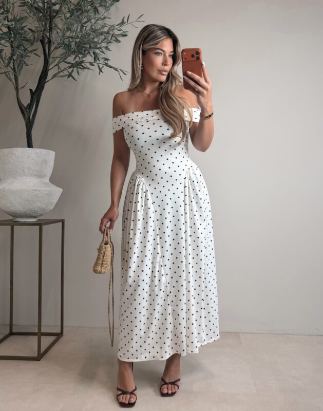 Offshoulder Dot dress - White
