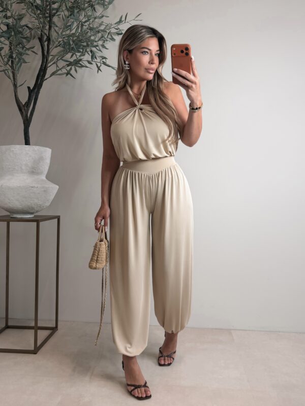 Halter soft jumpsuit - Nude