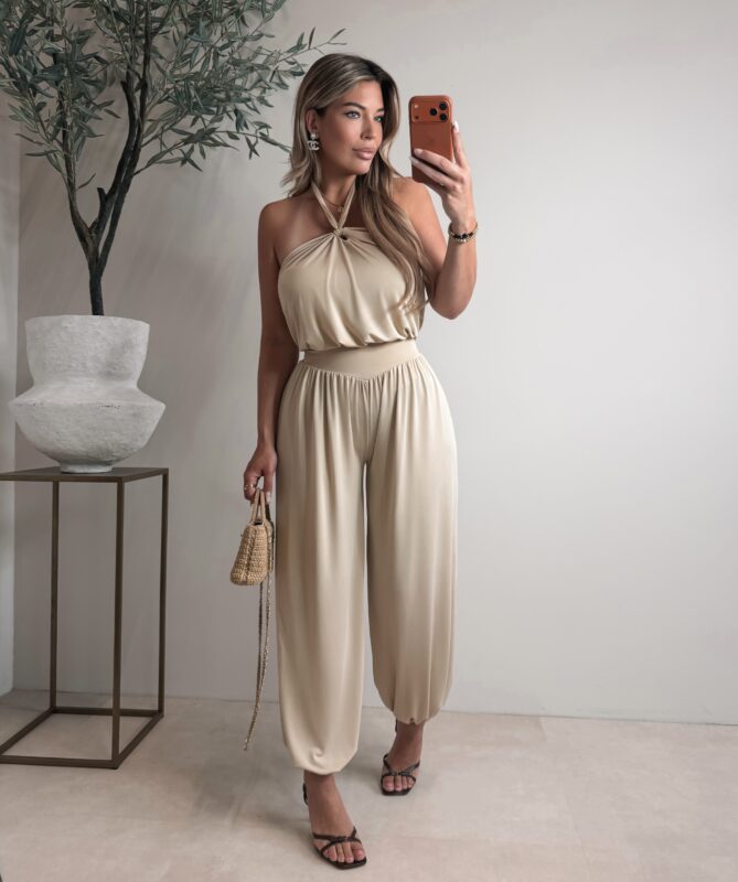 Halter soft jumpsuit - Nude