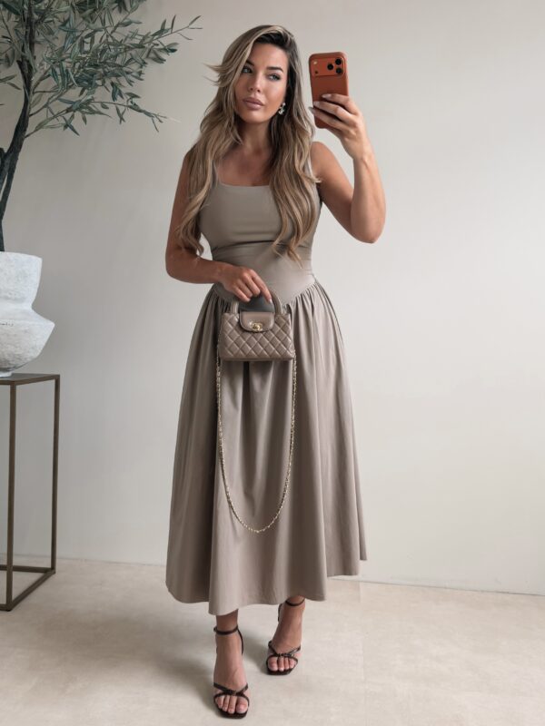 Singlet Open back dress - Taupe