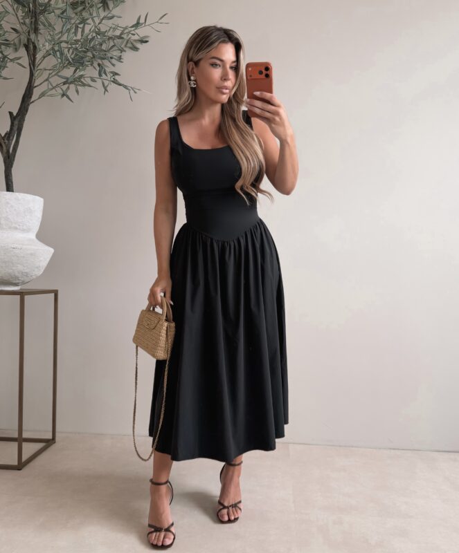 Singlet Open back dress - Black