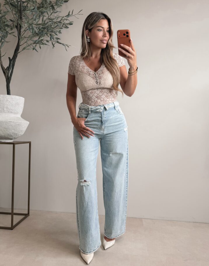 Lace Lynn Tshirt - Nude