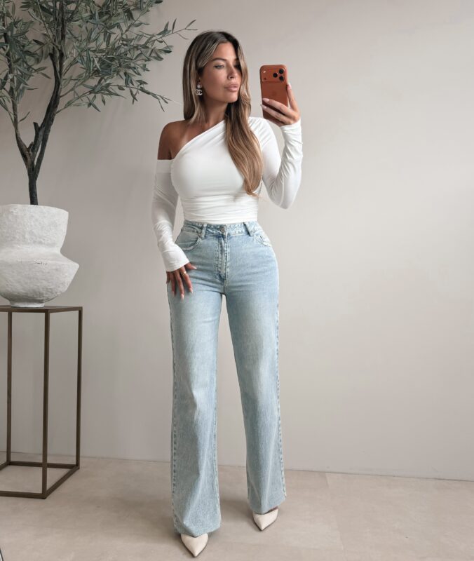 Cosmo One shoulder top - White