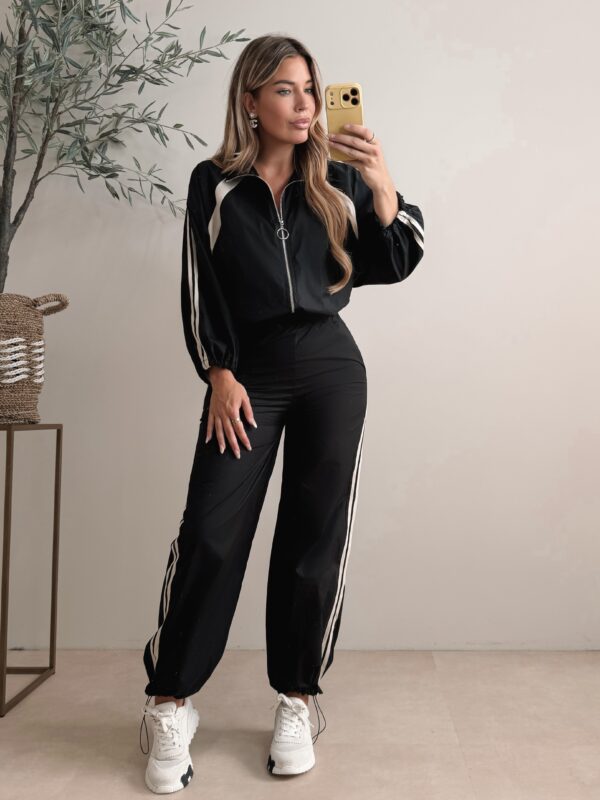Runway tracksuit  - Black