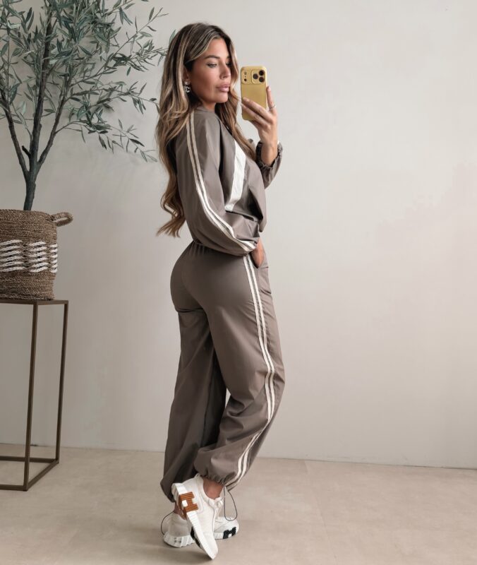 Runway tracksuit  - Taupe