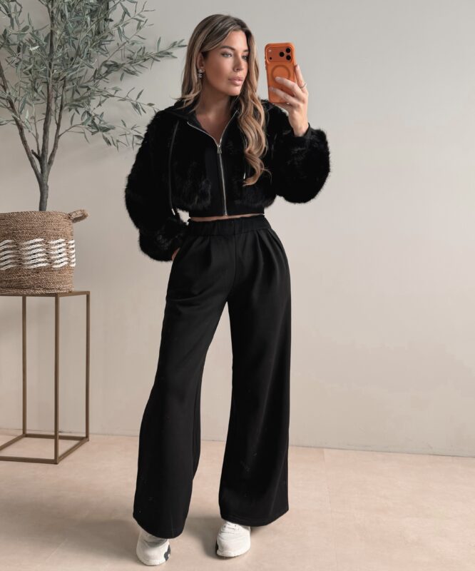 Premium Faux fur jogging suit  - Black