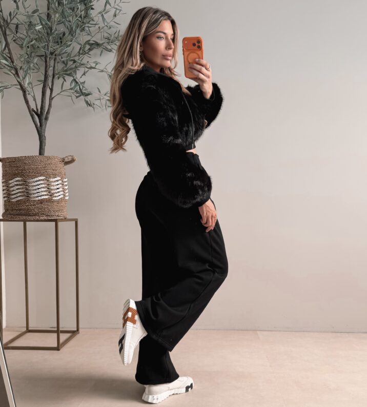Premium Faux fur jogging suit  - Black