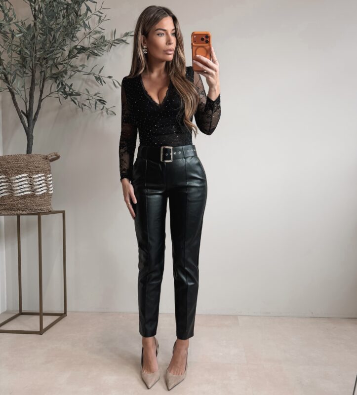 Lace Diamond Body - Black