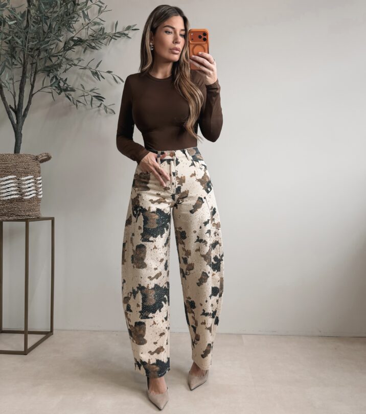 Fashion Diamond Cow Jeans - Nude