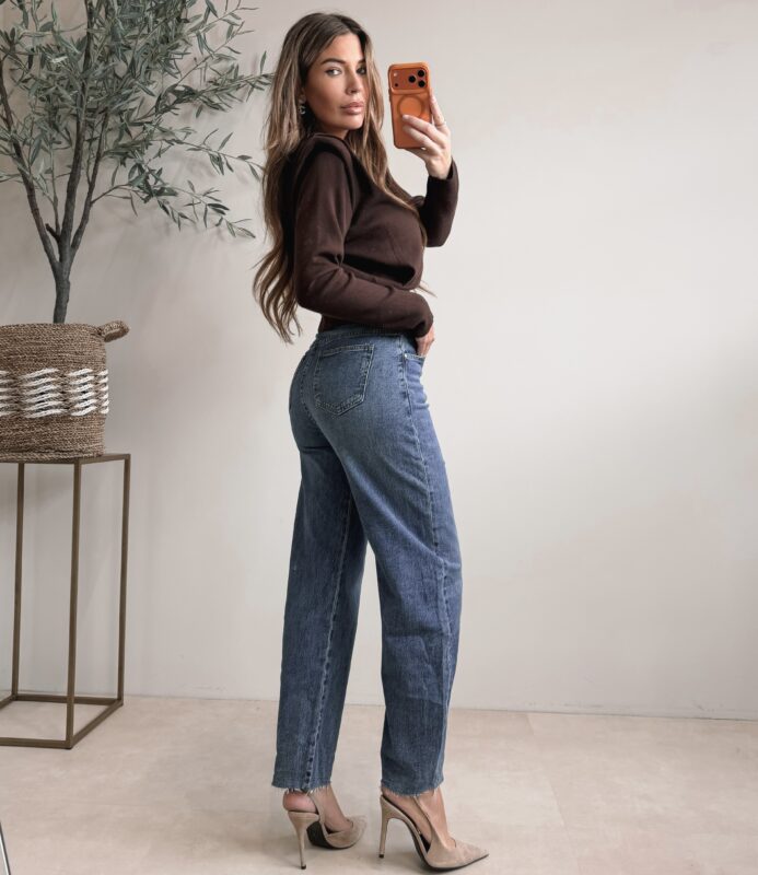 The Barrel Leg Jeans - Blue