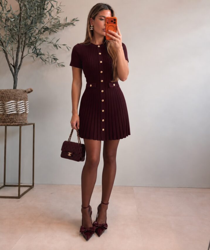Classic Main Dress - Burgundy