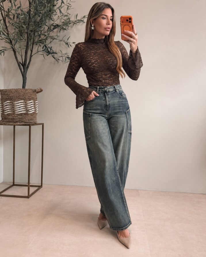 Lace Plum Top - Choco